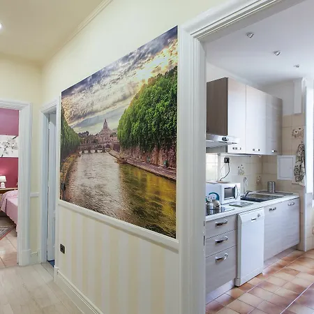 Appartement In Mazzini House